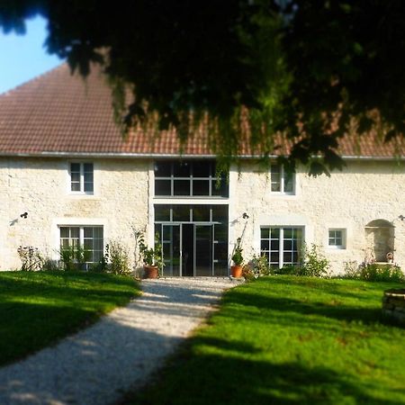 Chambres D'Hotes Bered Vuillemin Бом-ле-Дам Екстериор снимка