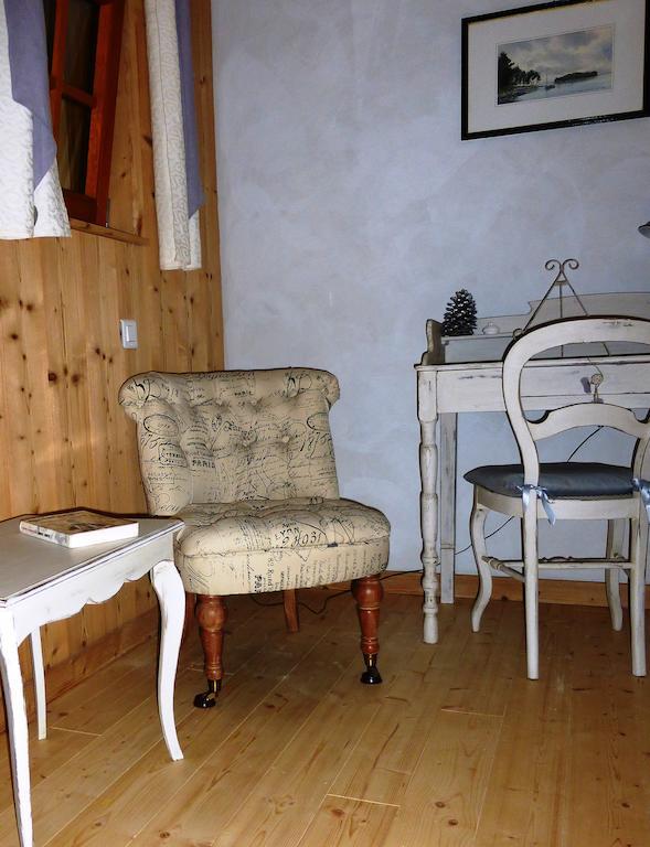 Chambres D'Hotes Bered Vuillemin Бом-ле-Дам Стая снимка