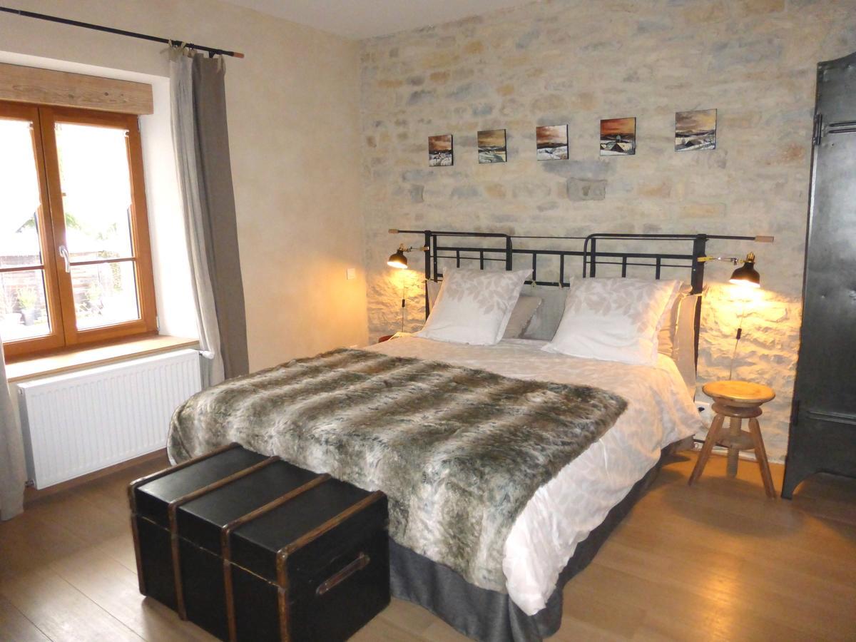 Chambres D'Hotes Bered Vuillemin Бом-ле-Дам Екстериор снимка
